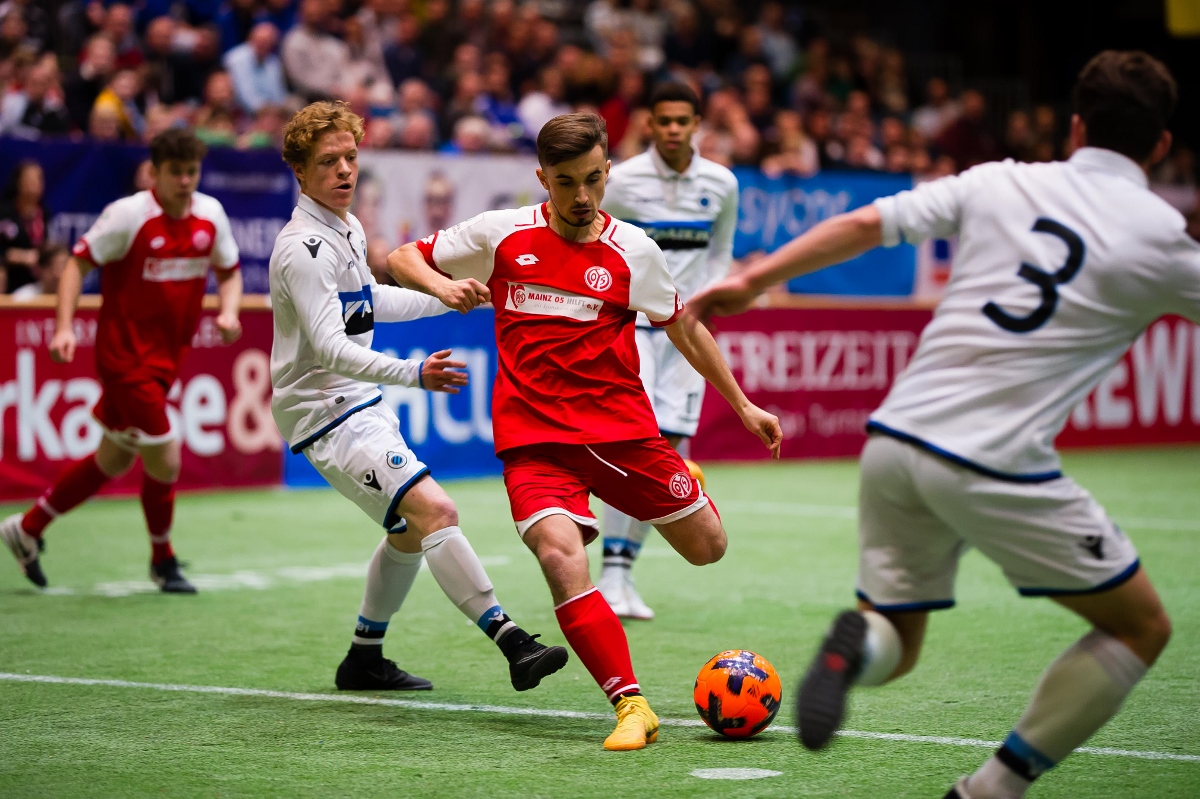 Mainz gewinnt erstes Profi-Duell der REWE-Gruppe